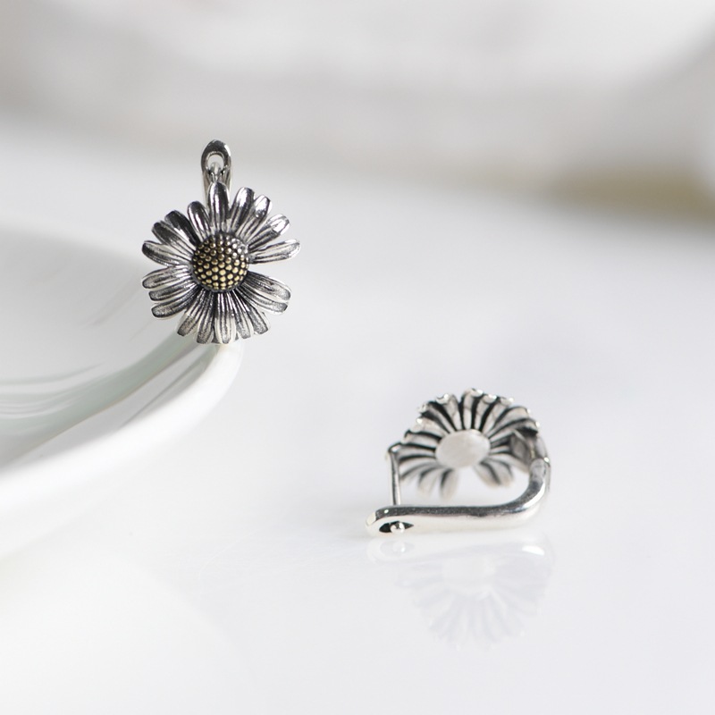 Sunflower Earrings - Image 3