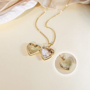 photo locket necklace