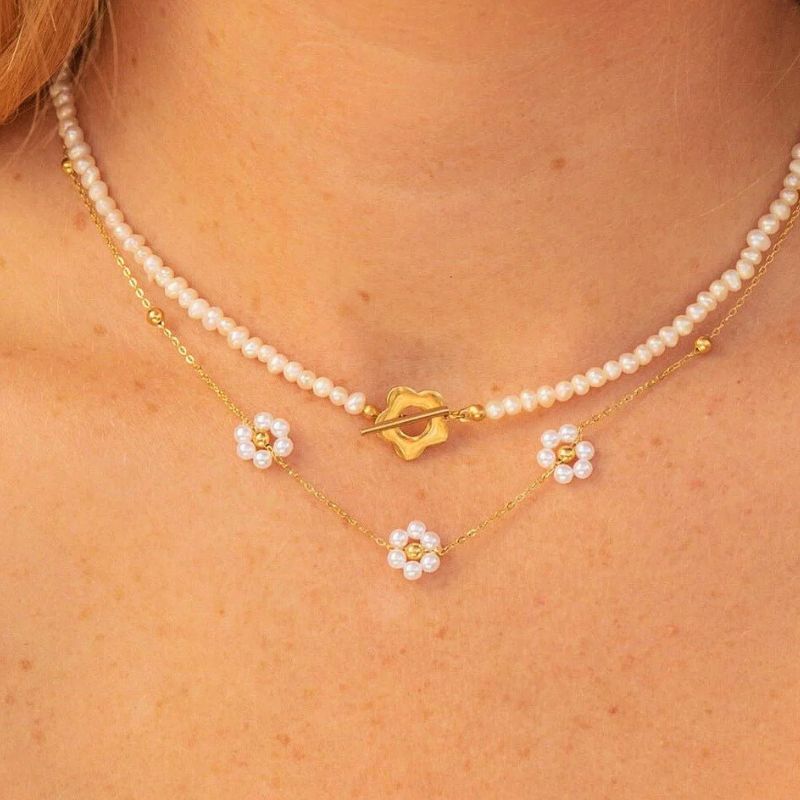 flower choker necklace