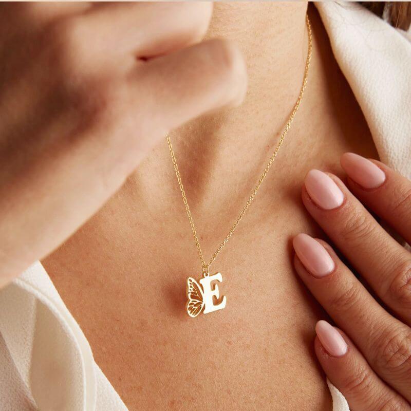 female necklace butterfly
