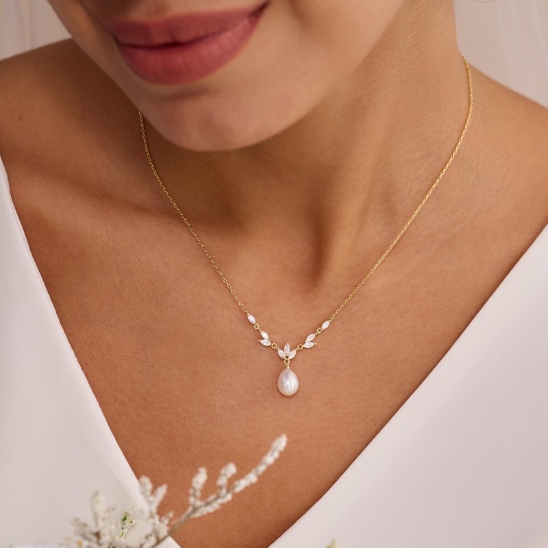 Bloom Pearl Necklace - Image 4