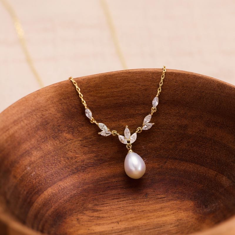 Bloom Pearl Necklace - Image 6